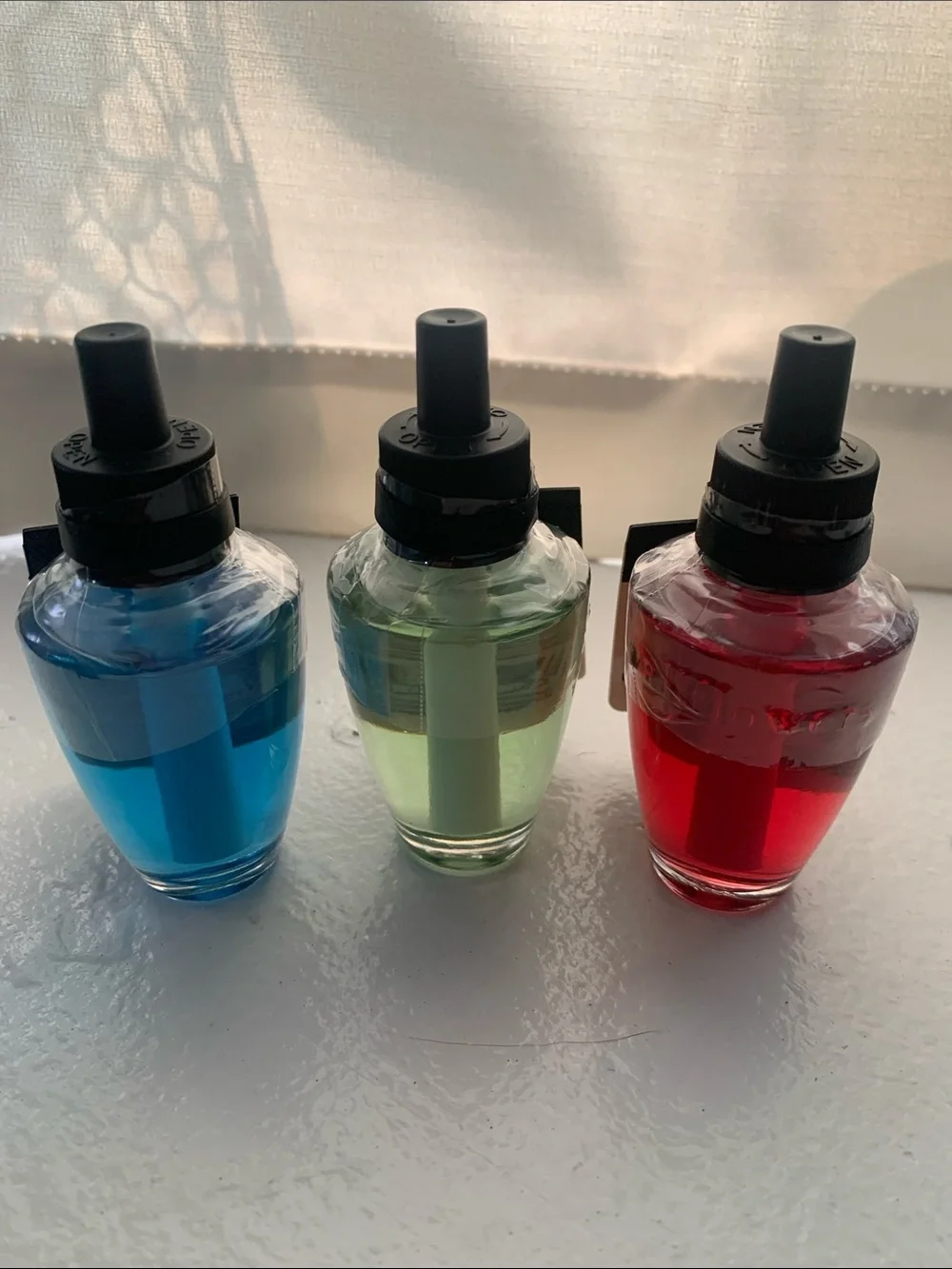 🆕-Bath & Body Works Wallflowers Refill Trio -